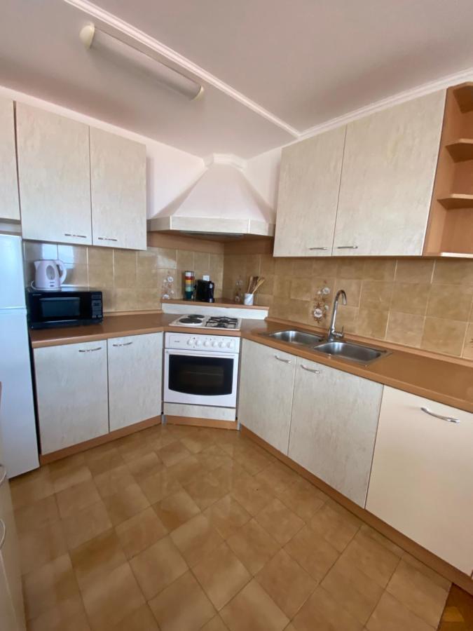 Apartmani Niks Makarska Esterno foto