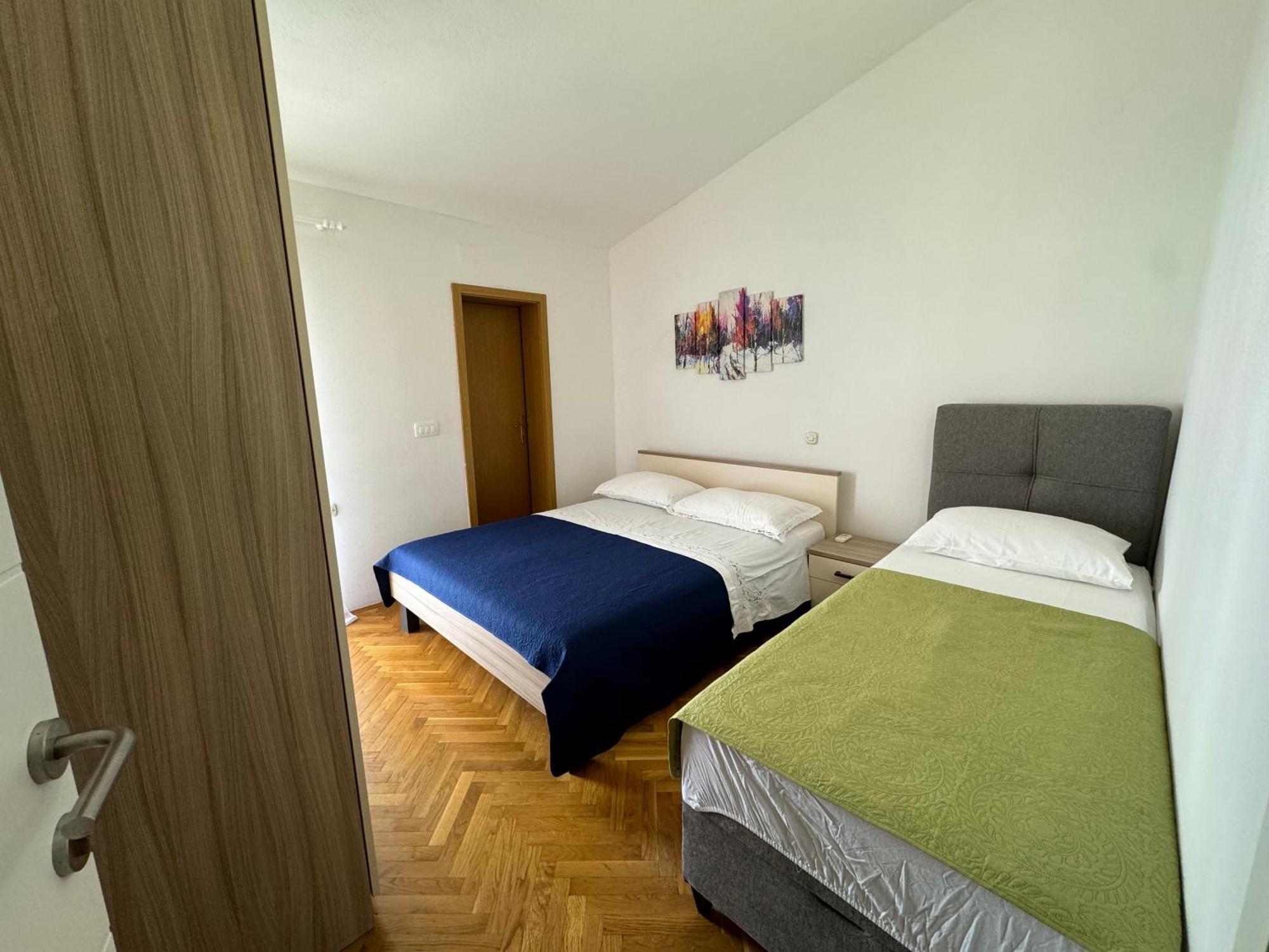 Apartmani Niks Makarska Esterno foto